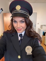 Leona König macht als Polizistin eine gute Figur.&nbsp;