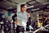 Keine Angst mehr vorm Gym: Die besten Tipps gegen Gymtimidation