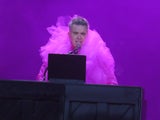 Robbie Williams: 1. Blick auf seine neue Hammer-Show