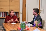 Arbeitsministerin Korinna Schumann (SPÖ) im Interview mit oe24-Reporter Aaron Brüstle