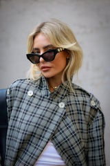 Sonnenbrille statt Botox? Diese Brillenform hat einen Anti-Aging-Effekt