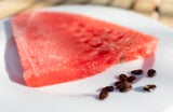 Warum Sie Wassermelonenkerne unbedingt mitessen sollten!