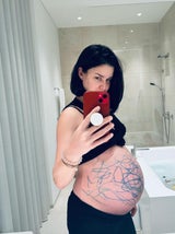 "Fünf Mal wurden mir befruchtete Eizellen eingesetzt. Aber es hat nie funktioniert...", erzählt die Zweifach-Mama. .&nbsp;&nbsp;
