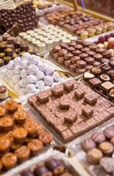 Schokolade, Pralinen und Zuckerl - ein Paradies für Naschkatzen