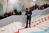 Selfies, Zwiebeln & Sitzdrama: Das sind die absurden Regeln der Met Gala