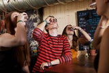 Schnaps auf Ex trinken
