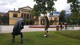 Erwin Wurms Gurkerl und Extrawurst im Kaiserpark