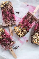 Eiscreme selber machen: Mit diesen leichten Rezepten gelingt's!