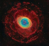Ringnebel M57 – aufgenommen am 21. Juni 2023 mit James Webb, Hubble und weiteren Teleskopen. Der rund 2.300 Lichtjahre entfernte Gasnebel im Sternbild Leier zeigt das Endstadium eines Sterns mittlerer Größe.&nbsp;
