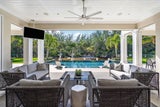 Travis Kelces Off-Season-Villa in Florida