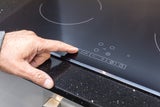 Fast jeder tut es! Aber diese 3 Dinge sollten Sie mit Küchenrolle lieber nicht putzen