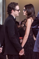 Kaia Gerber und Lewis Pullman