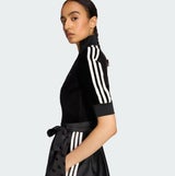 "Trachtenpolizei" entsetzt: Adidas Dirndl sorgt für Mega-Wirbel im Netz