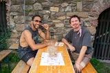 Cesar Sampson und Julia Le Play