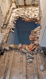 Arbeiter stürzte 7 Meter in die Tiefe