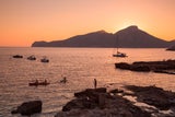 Europas Sunset-Hotspots: Auf diesen Inseln gibt es die schönsten Sonnenuntergänge