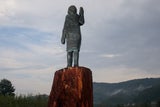 Statue Melania