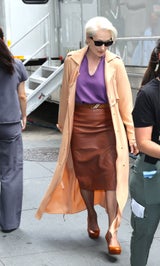 "Die Teufelin ist zurück!" - Erste Fotos von Meryl Streep in "Der Teufel trägt Prada 2"