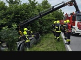 Unall Oma und Enkel