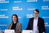 Martina Hirsch, Geschäftsführerin von s REAL Immobilien und Maximilian Clary, Maximilian Clary, Privatkundenvorstand der Erste Bank Österreich