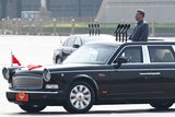 Xi