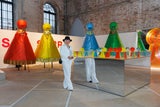Ihre „Alea iacta est“-Installation mit überdimensionalen „Mensch, ärgere dich nicht“-Figuren sorgte bei der Biennale für Furore.&nbsp;&nbsp;