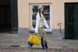 7 Outfit-Kombis: So stylen Sie Sommerkleider 2025 wirklich herbsttauglich