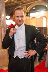Die Best-Dressed-Männer des Opernballs 2026: Diese Herren stahlen allen die Show