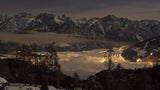 Die Dreitausender Osttirols erheben sich majestätisch im funkelnden Sternenlicht.