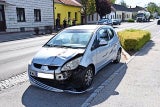 Nach Messerattacke Polizeistreife gerammt: 3 Verletzte