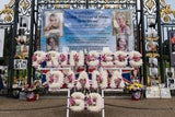 Diana-Tribut vor dem Kensington Palast