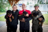 Tanner tauft 8 Rottweiler-Welpen