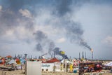 Explosion in rumänischer Ölraffinerie 2
