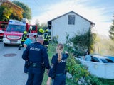 Auto im Pool