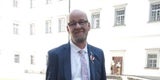 Familie verweigert PCR-Tests - Tochter wird Schulbesuch versagt