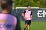 Kühbauer erstes Training LASK