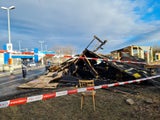 Brand bei besetzter Lobau-Baustelle