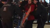 Aktivistin wollte mit Fahrrad Red Carpet stürmen