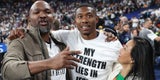 Alaba feiert mit legendärem Klappstuhl