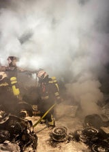 Feuer-Inferno: 7 Autos in Wien-Simmering ausgebrannt