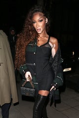 Winnie Harlow strahlend schön