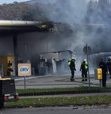 Tankstelle Wohnwagen ausgebrannt