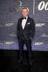 Bond Jubiläum: Outfit der Stars