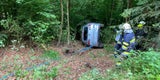 Frau und Kind überleben Auto-Überschlag