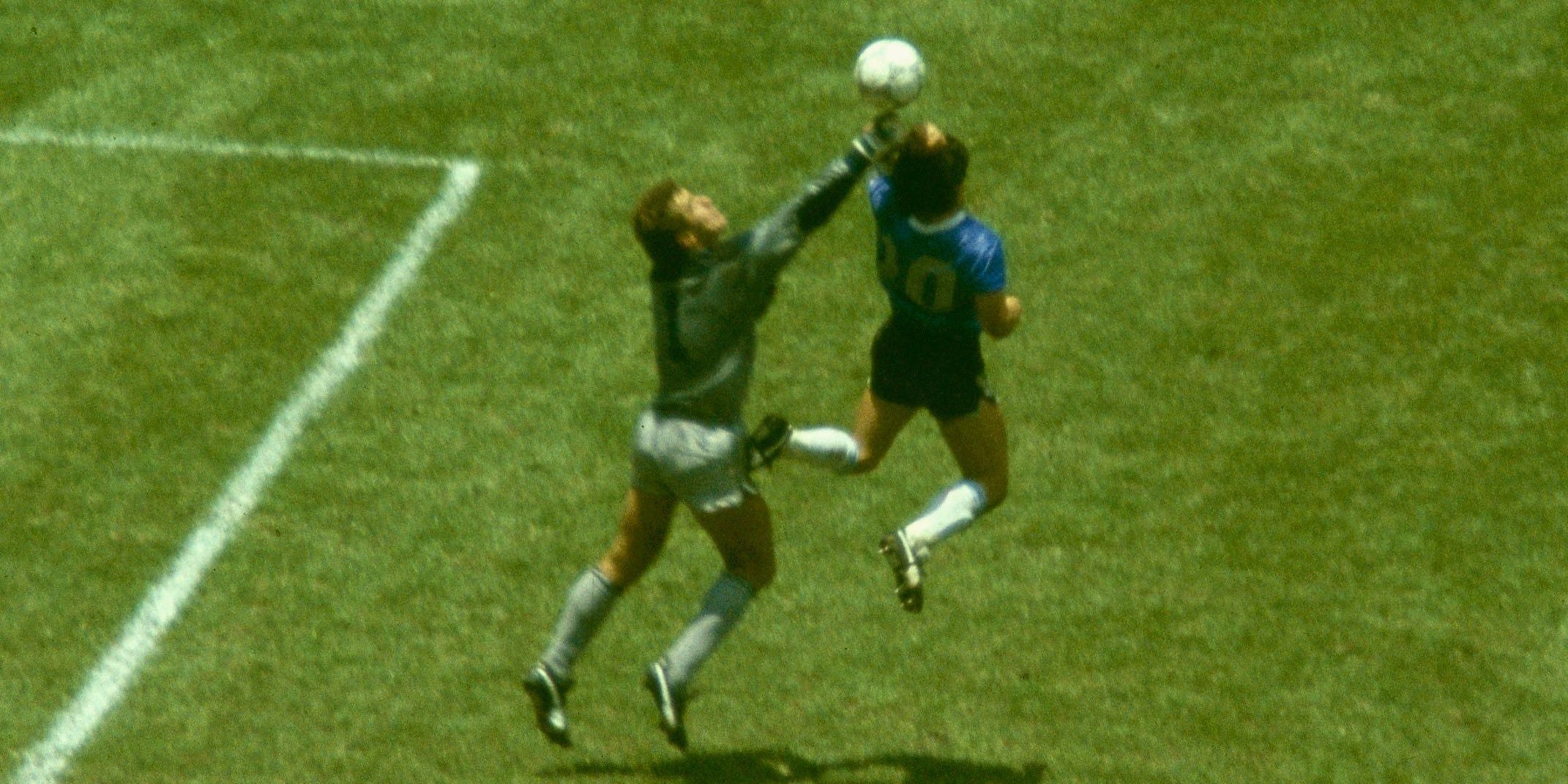 Maradonas "Hand-Gottes"-Trikot wird versteigert