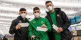 "Grün-Weiße" Vorfreude: Yusuf Demir (li.), Taxi Fountas und Kevin Wimmer am Wiener Flughafen.