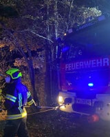 Auto stürzte in Lambach in die Traun: Jugendlicher tot
