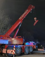 Auto stürzte in Lambach in die Traun: Jugendlicher tot