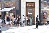 Trotz Teuerung: Schlangen vor Luxus-Shops in Wien