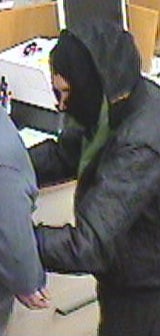 Bank-Überfall: Polizei sucht diesen Mann